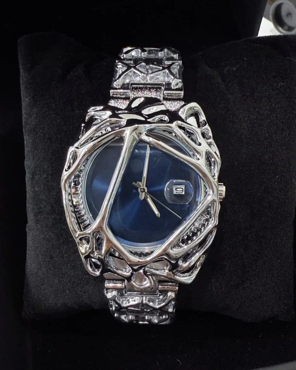 Blue-fusion watch
