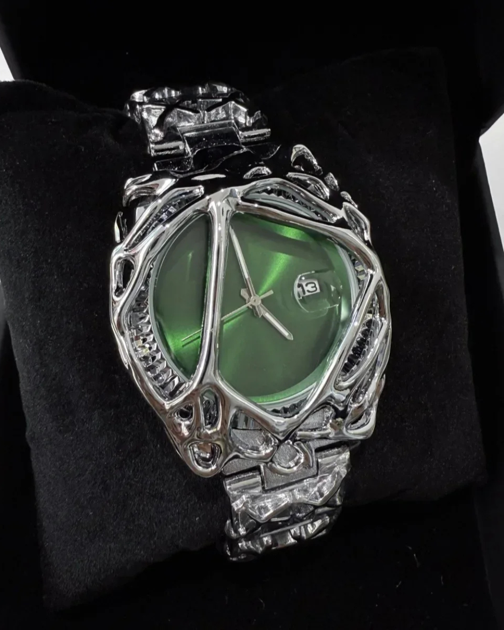 Green-fusion watch